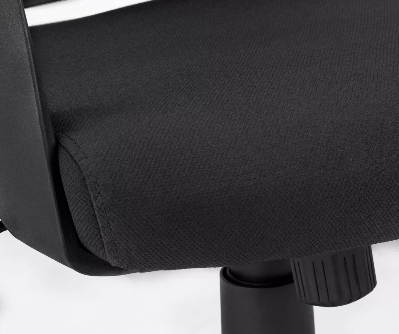 Monarch Modern Executive Office Chair - Image 19