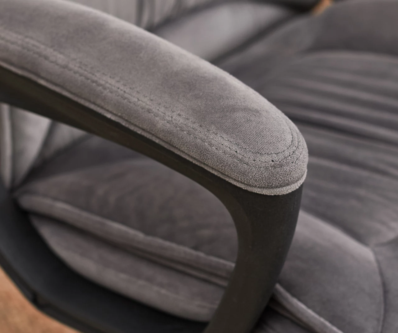 Gray & Black Executive Office Chair - Image 8