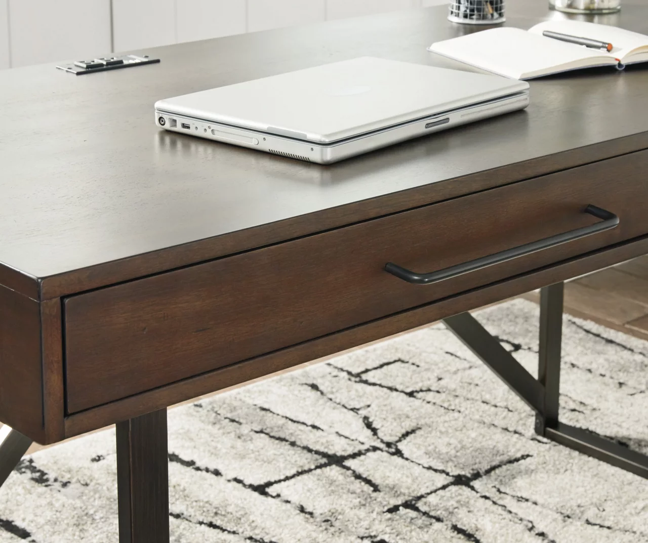 Starmore Home Office Desk With USB Charging - Image 9
