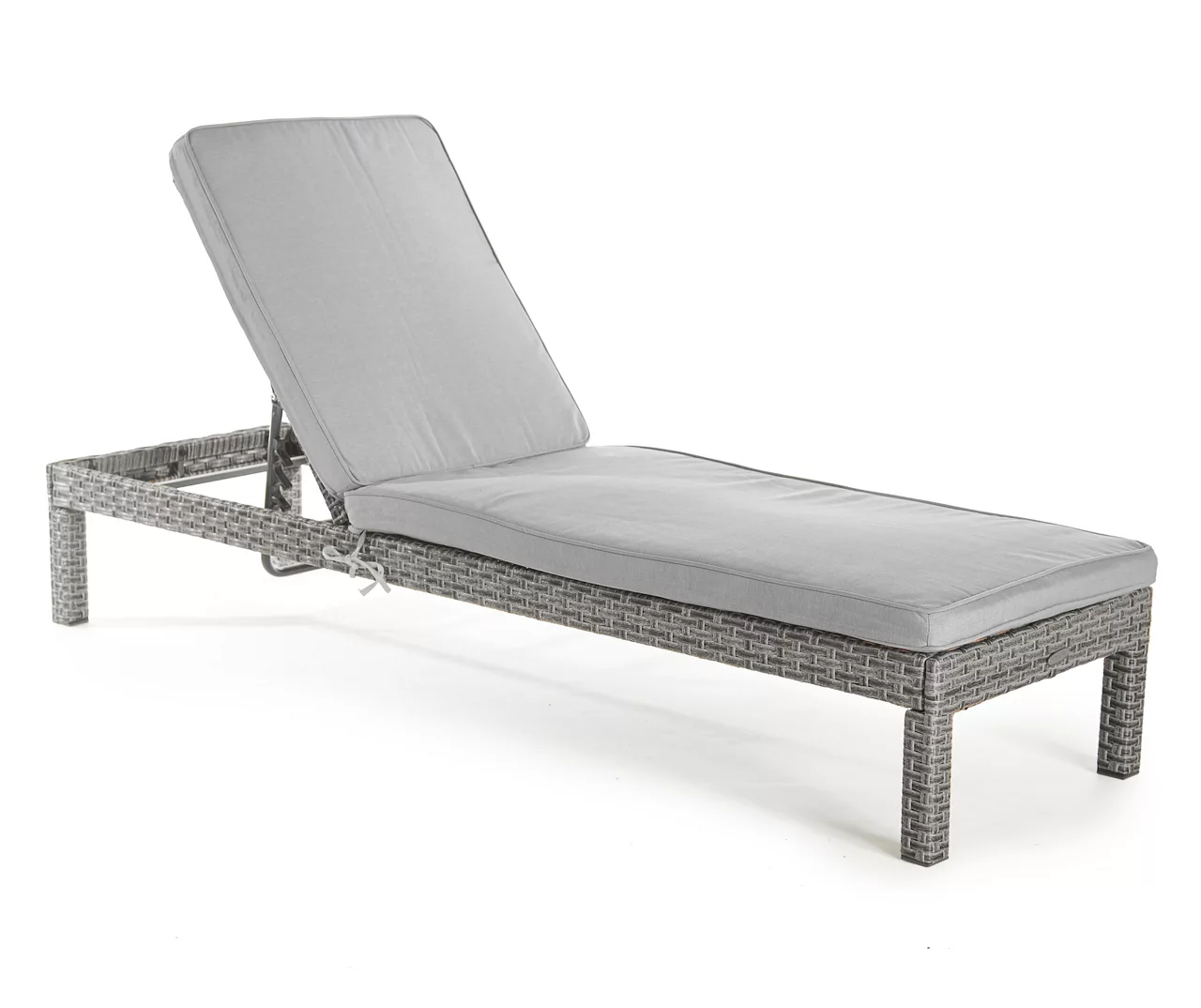 Broyhill Eagle Brooke All-Weather Wicker Cushioned Chaise Lounger - Image 2