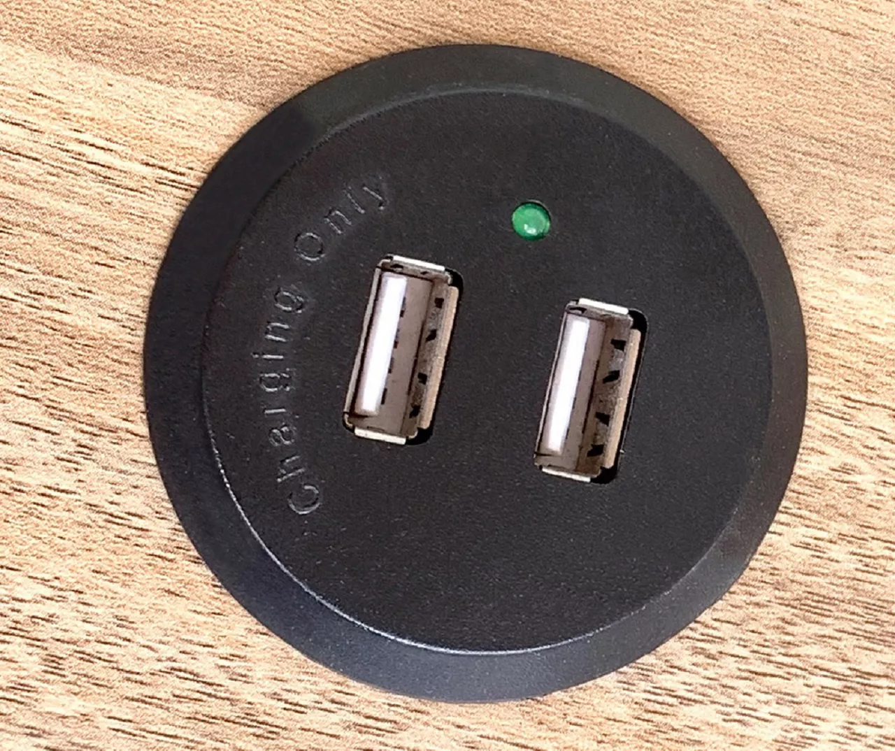 Medium Mango Round Side Table With USB Charging - Image 5