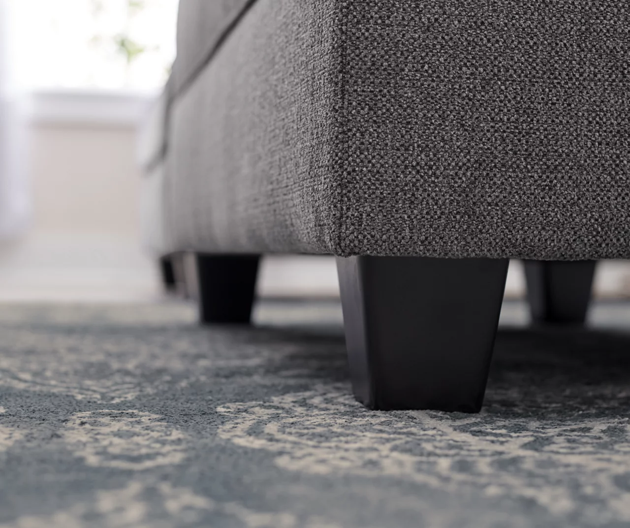 Broyhill Tripoli Slate Sectional - Image 5